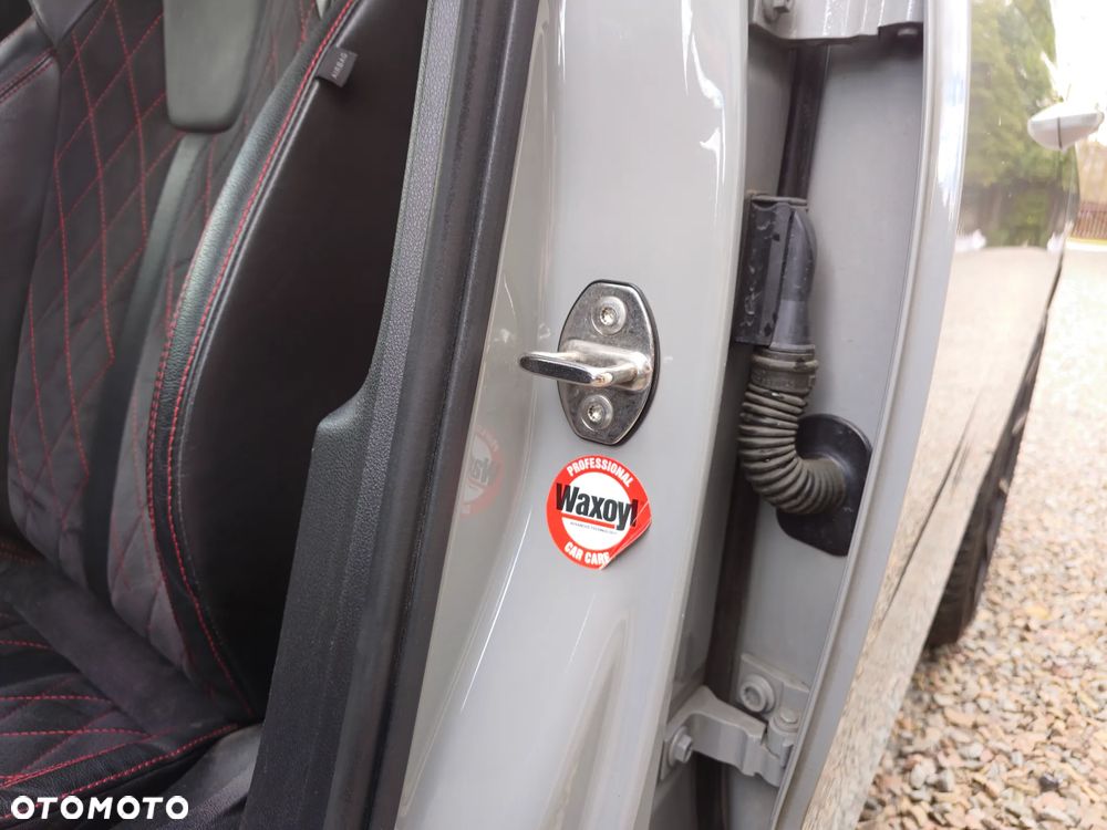 Skoda Octavia 2.0 TDI DSG 4x4 RS - 19