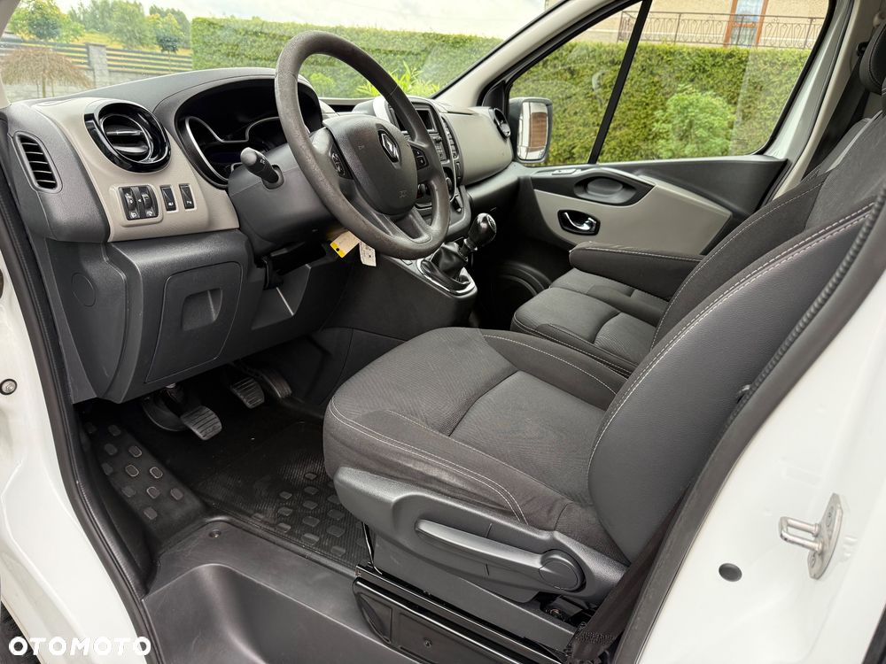 Renault Trafic - 14