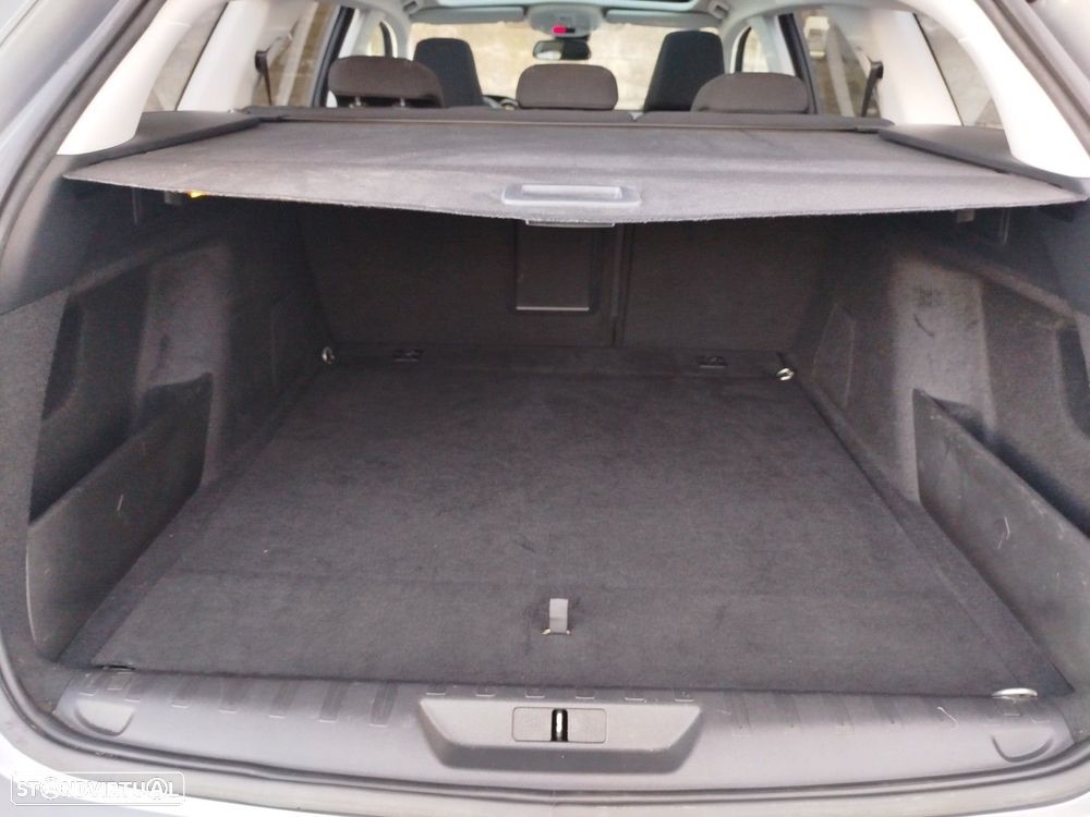 Peugeot 308 SW 1.2 PureTech Allure J17 - 18