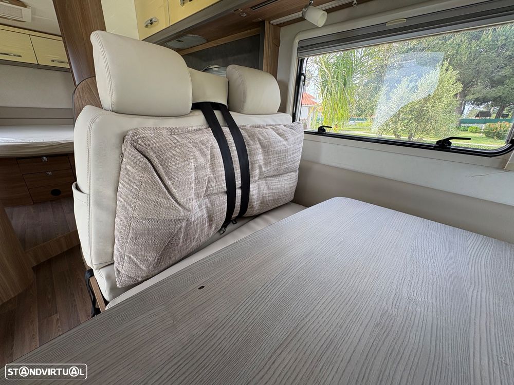 Burstner Aviano Aviano 727 cama central - 15