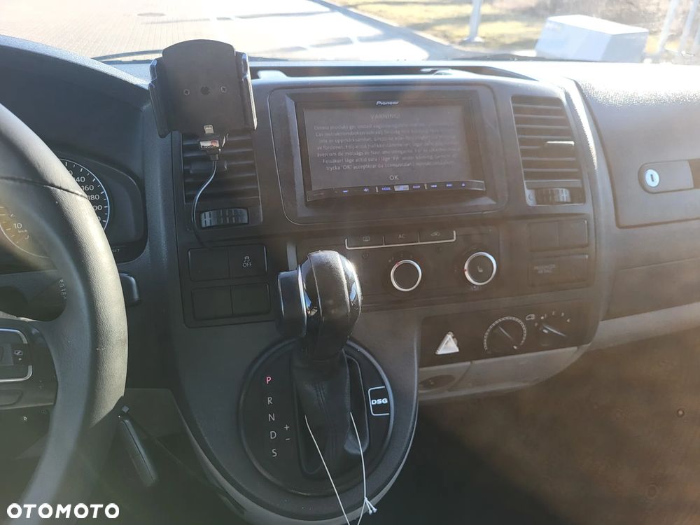 Volkswagen Transporter - 24