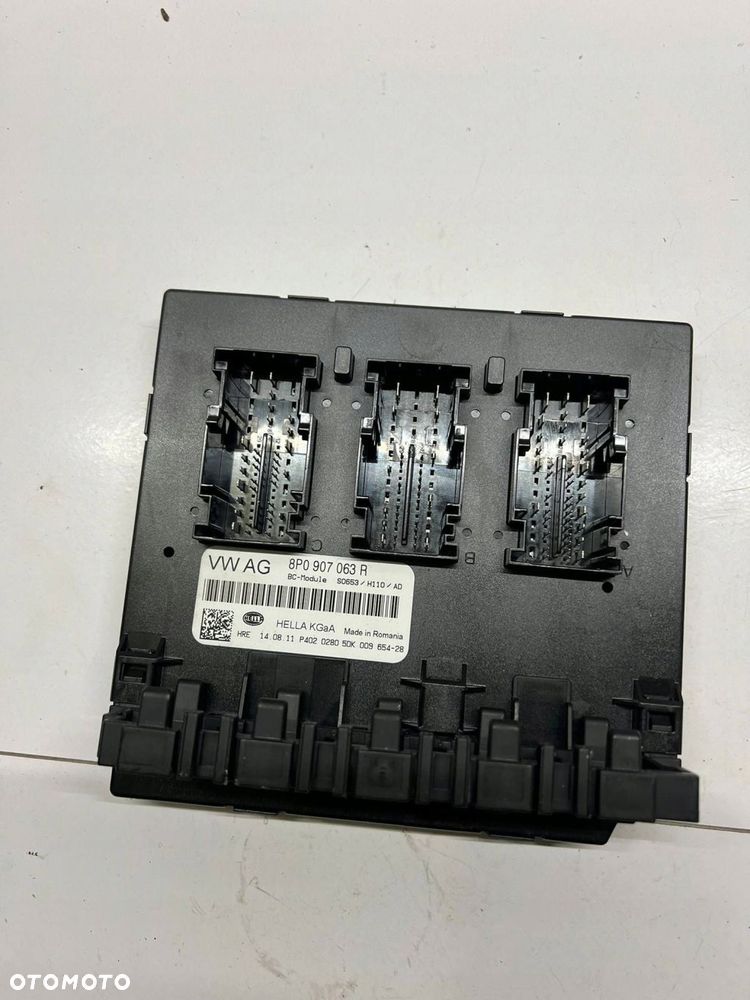 8P0 907 063 R Inne sterowniki Audi TT TTS Mk2 2008 - 1