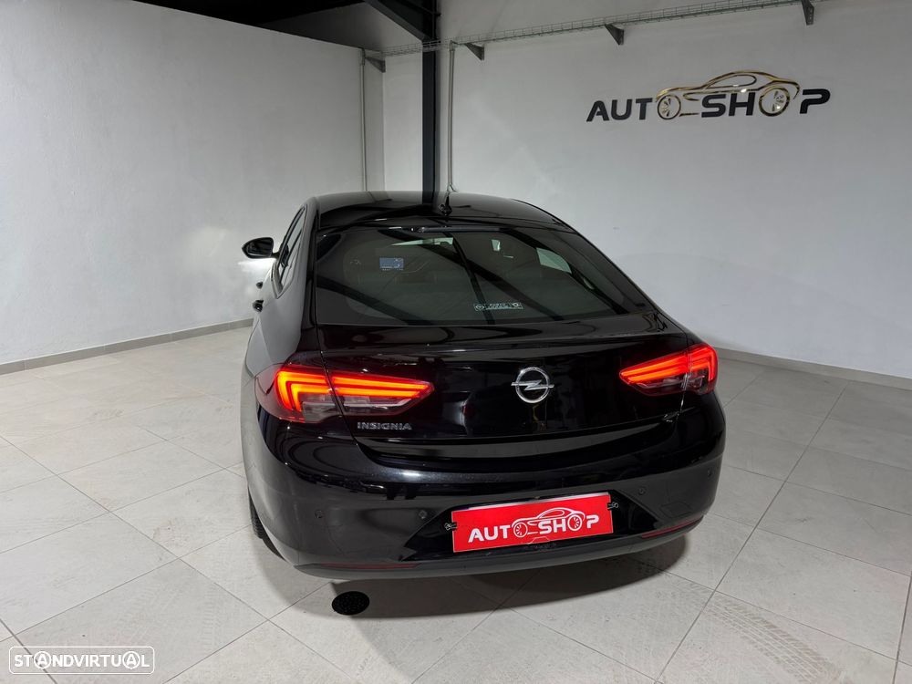 Opel Insignia Grand Sport - 18