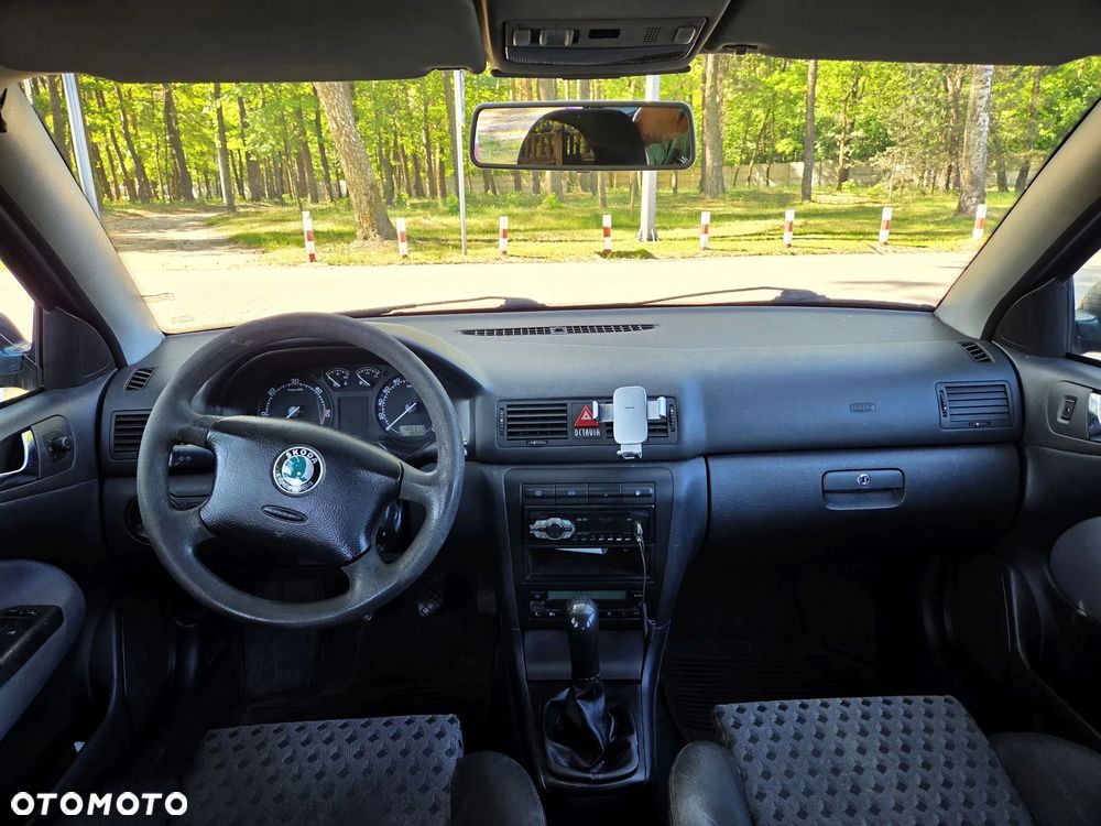 Skoda Octavia 1.9 TDI Tour - 8