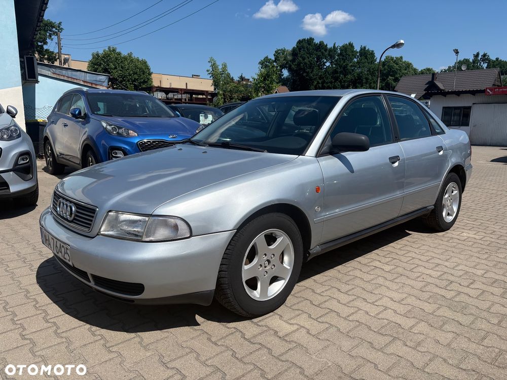 Audi A4 Limousine - 2