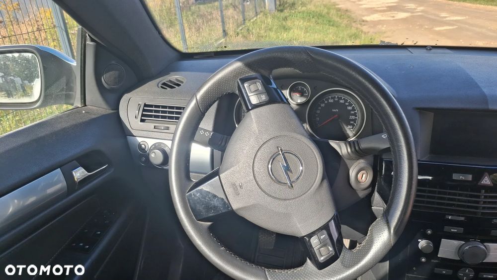 Opel Astra - 16