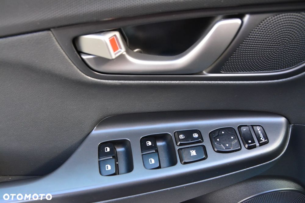 Hyundai Kona 1.6 T-GDI DCT 4WD Premium - 26