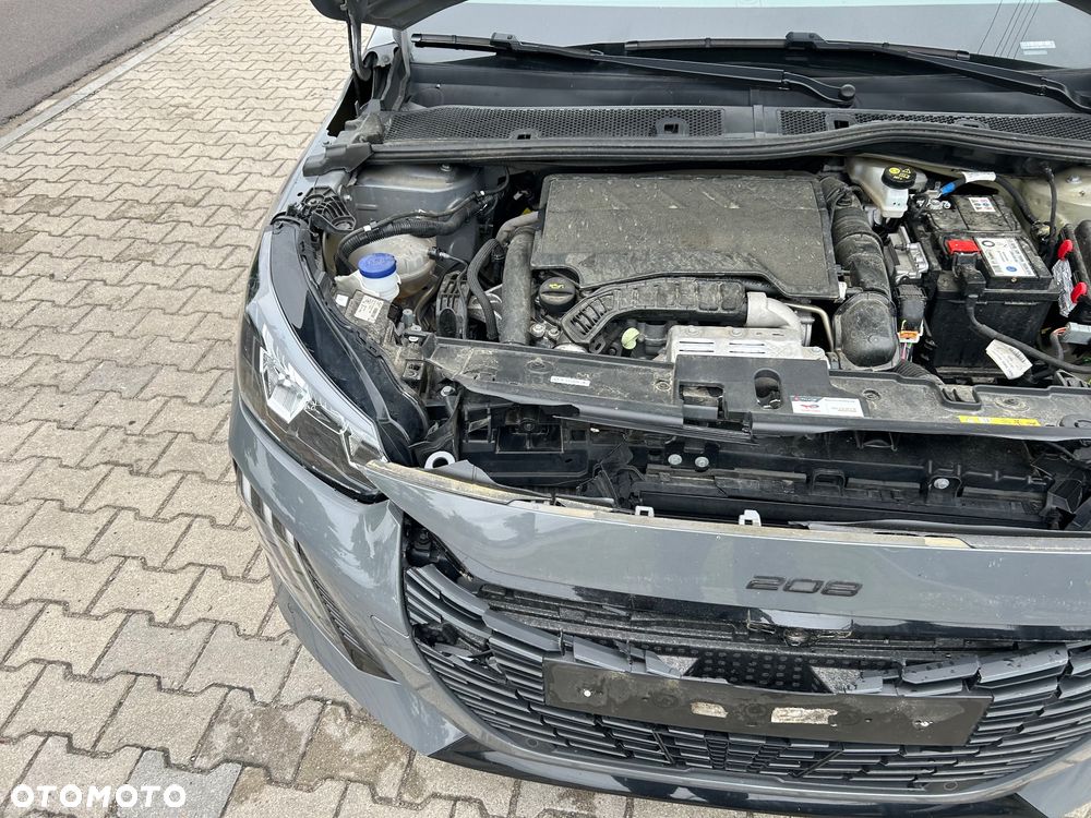 Peugeot 208 - 20