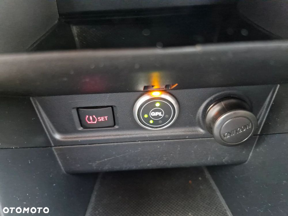 Subaru Forester 2.0i Exclusive Lineartronic - 39