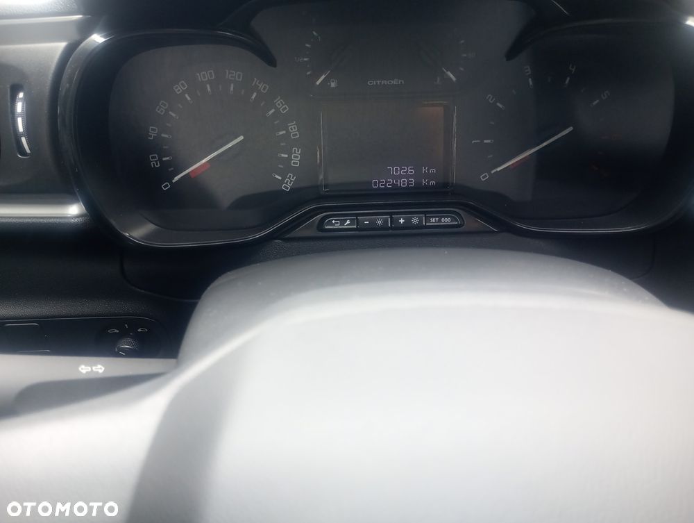 Citroën C3 BlueHDi 100 S&S PLUS - 27