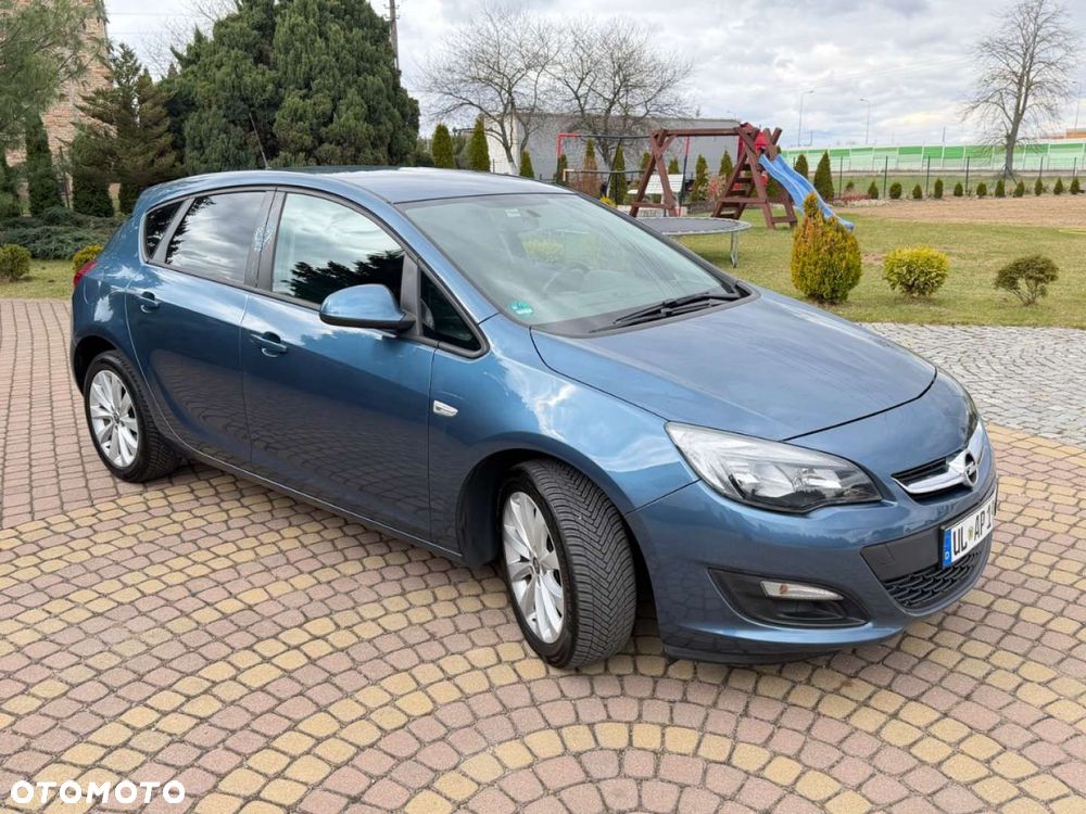 Opel Astra - 12
