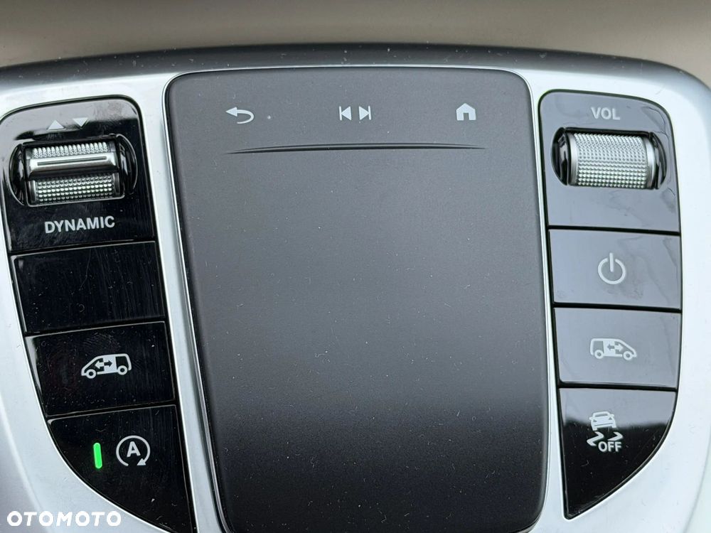 Mercedes-Benz Klasa V 250 d 4-Matic Avantgarde 9G-Tronic (d³ugi) - 25