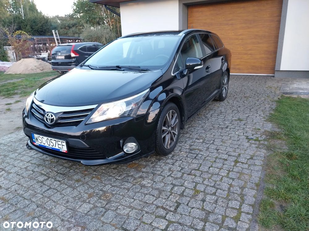 Toyota Avensis 2013 photo 3