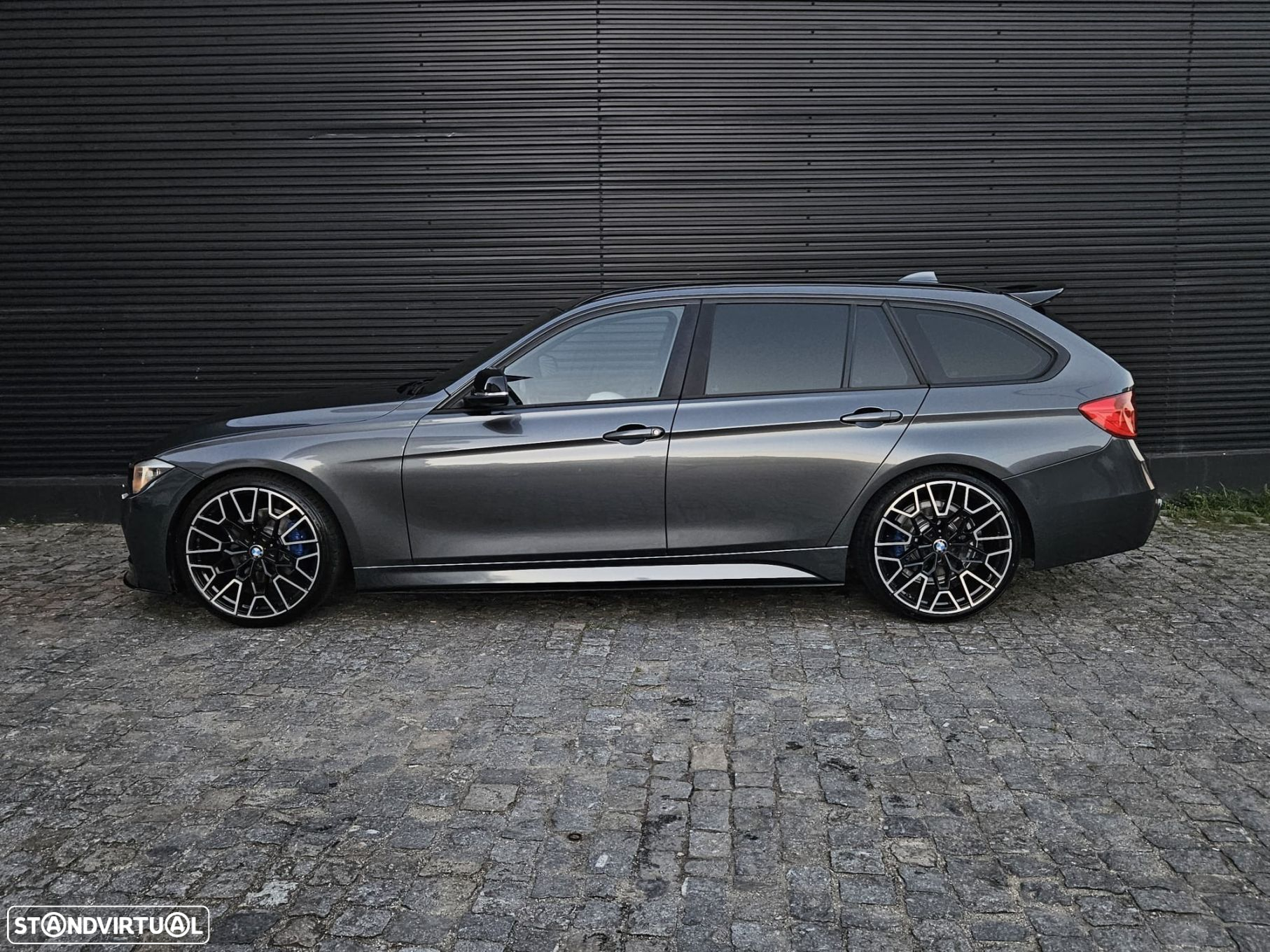 BMW 320 d Touring xDrive - 3