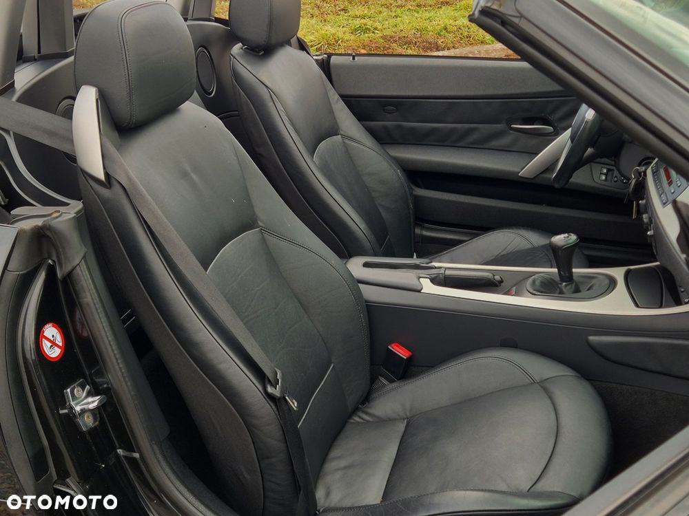 BMW Z4 2.2i - 17
