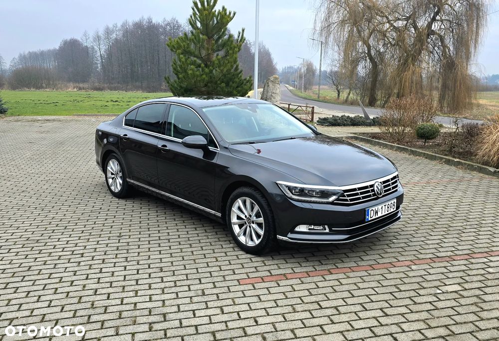 Volkswagen Passat 1.8 TSI BMT Highline - 2