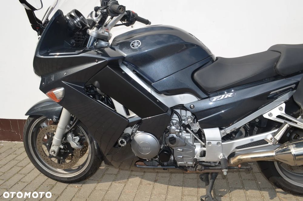 Yamaha FJR - 10