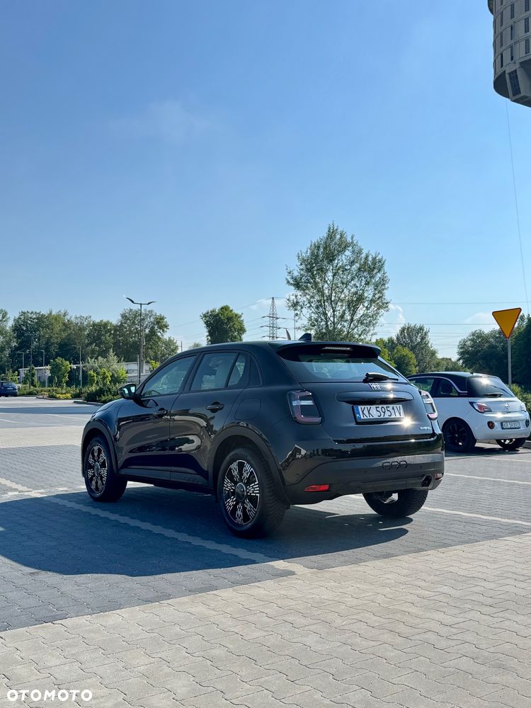 Fiat 600 HYBRID 125 Jahre Edition - 4