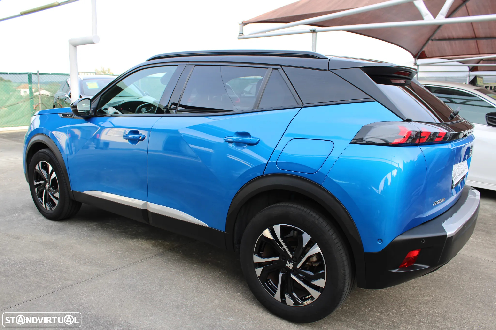 Peugeot 2008 1.5 BlueHDi GT Pack EAT8 - 6