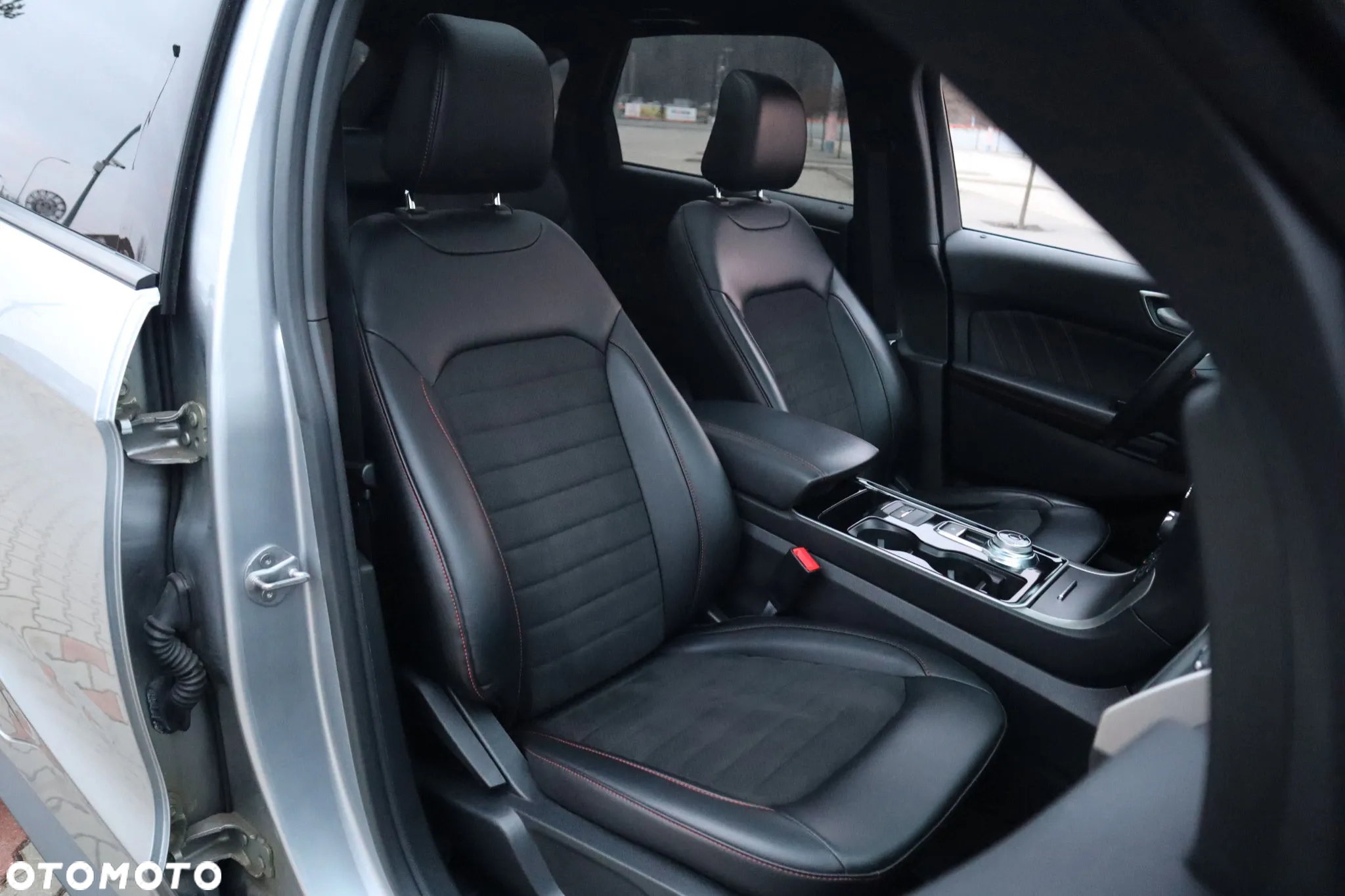 Ford Edge - 14