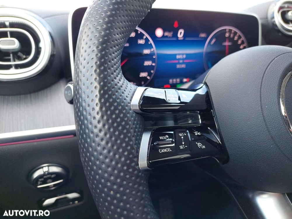 Mercedes-Benz GLC Coupe 300 e 4MATIC - 21