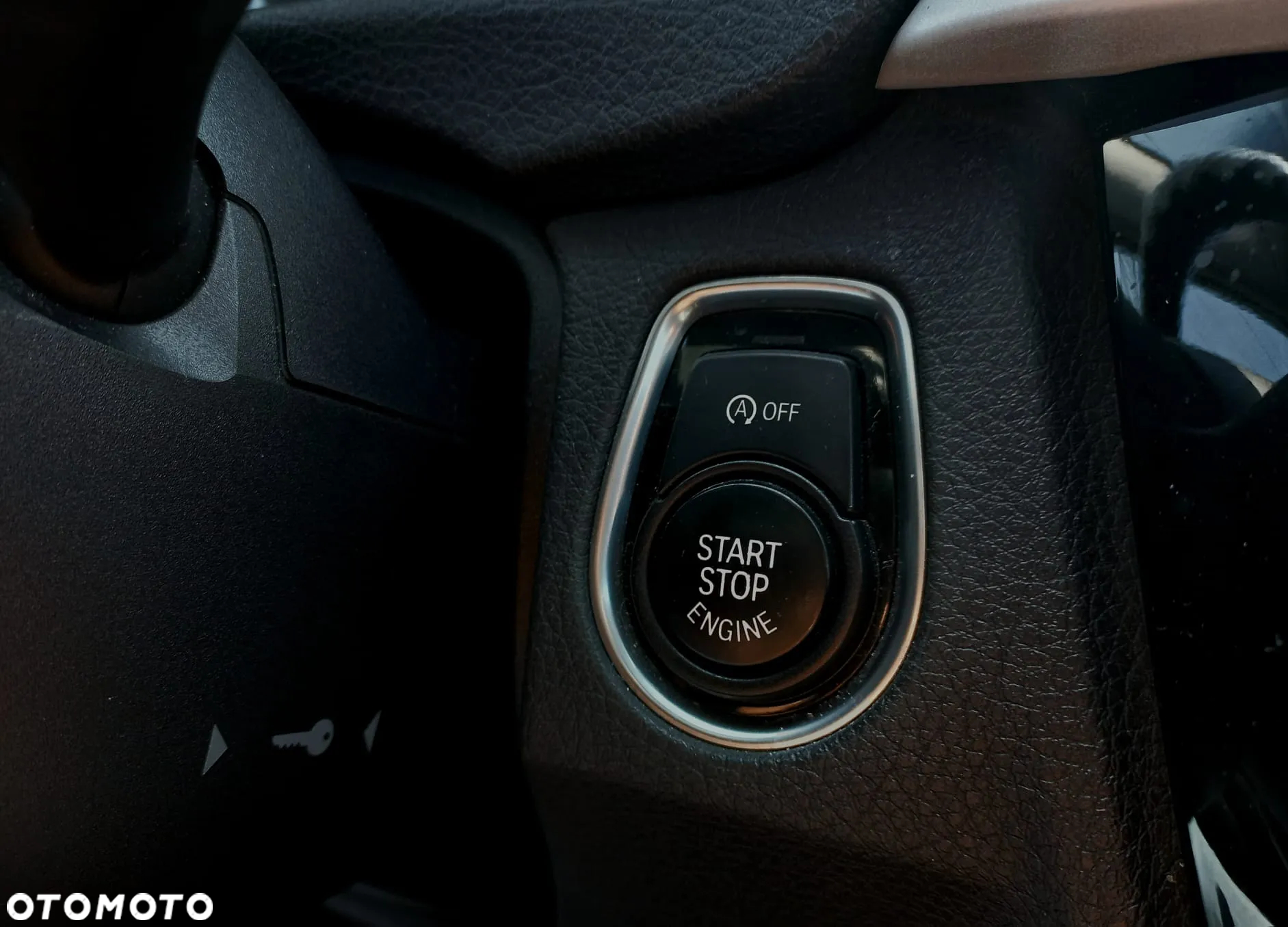 BMW Seria 3 318i - 15