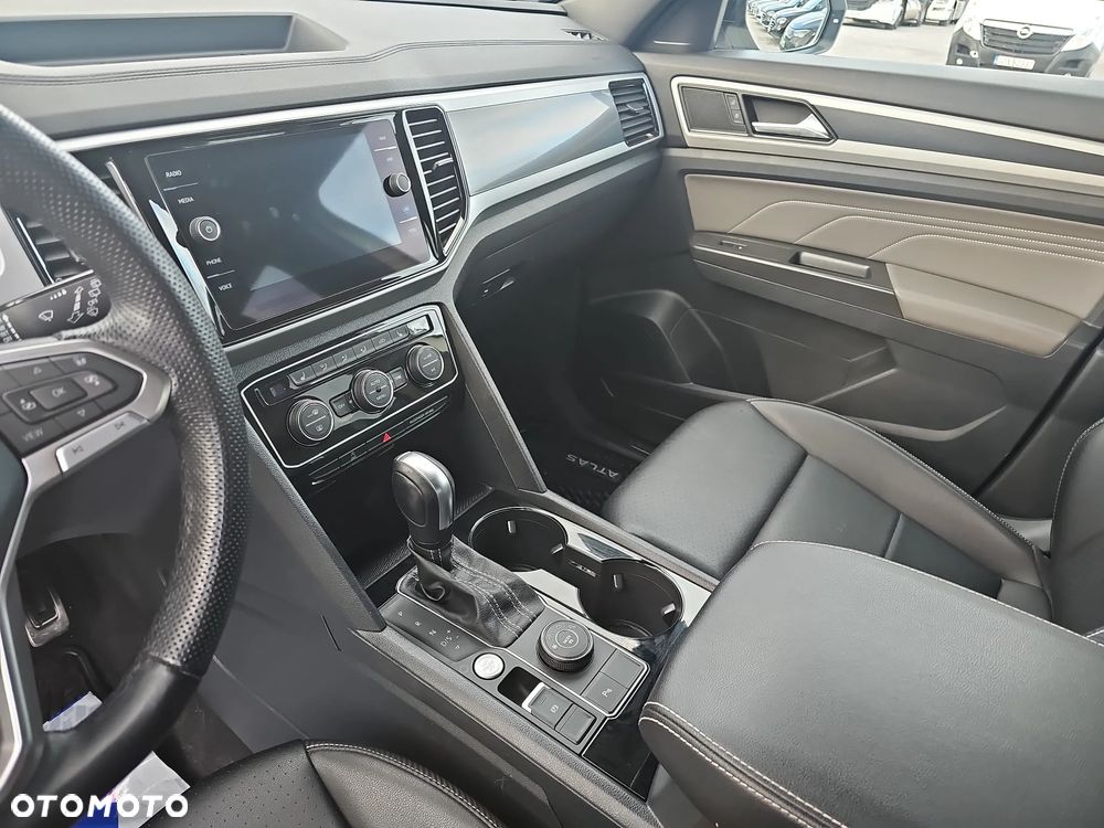 Volkswagen Atlas - 16