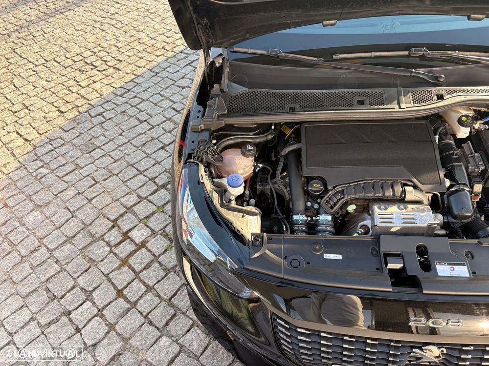 Peugeot 208 1.2 PureTech Active Pack - 38