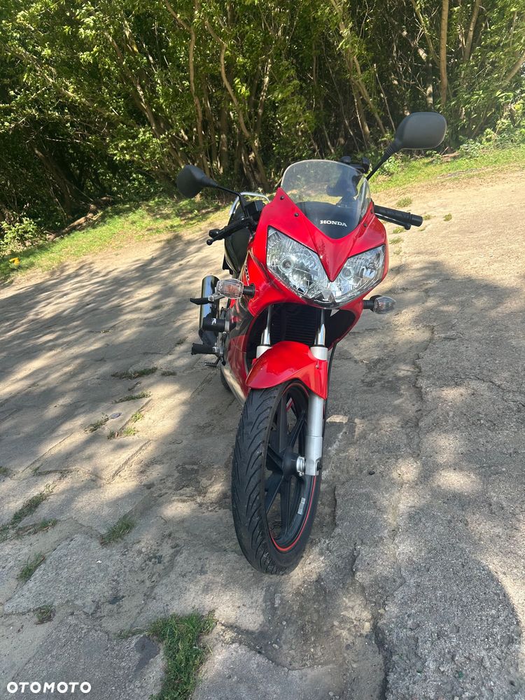 Honda CBR - 7