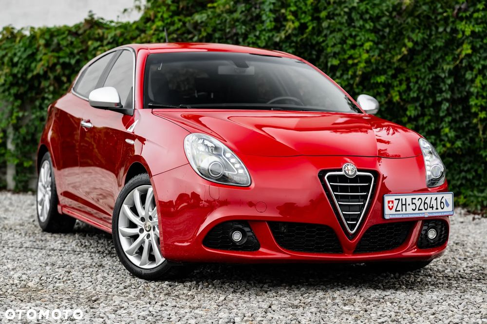 Alfa Romeo Giulietta 1.8 TBi 16V Quadrifoglio Verde - 2
