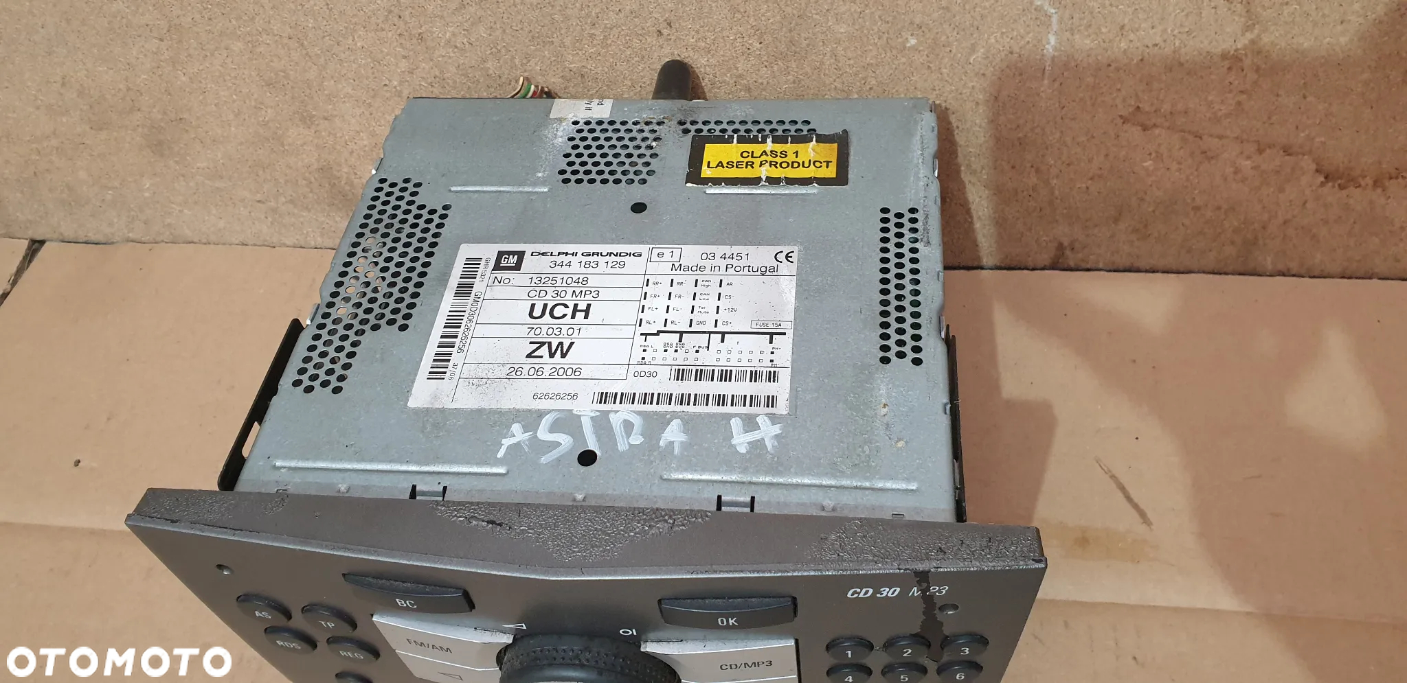 Opel Astra H Radio CD MP3 13251048 344183129 - 2