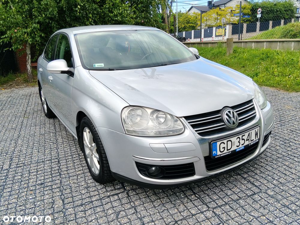 Volkswagen Jetta 1.4 TSI Highline - 10