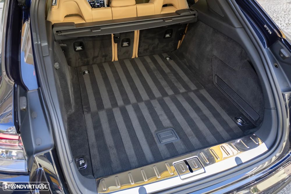 Porsche Panamera Sport Turismo 4 E-Hybrid Platinum Edition - 45