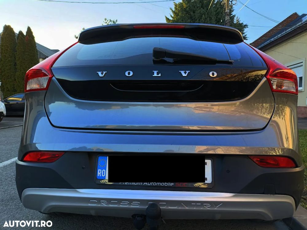 Volvo V40 D2 Summum - 9