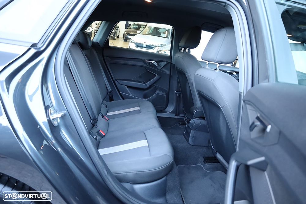 Audi A3 Sportback 30 TFSI Advanced S tronic - 39