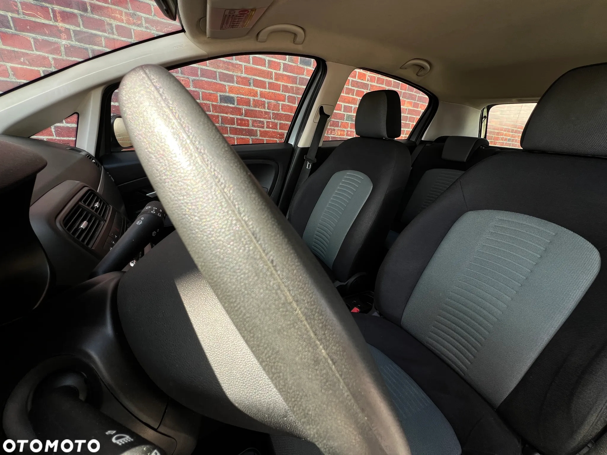 Fiat Grande Punto - 13