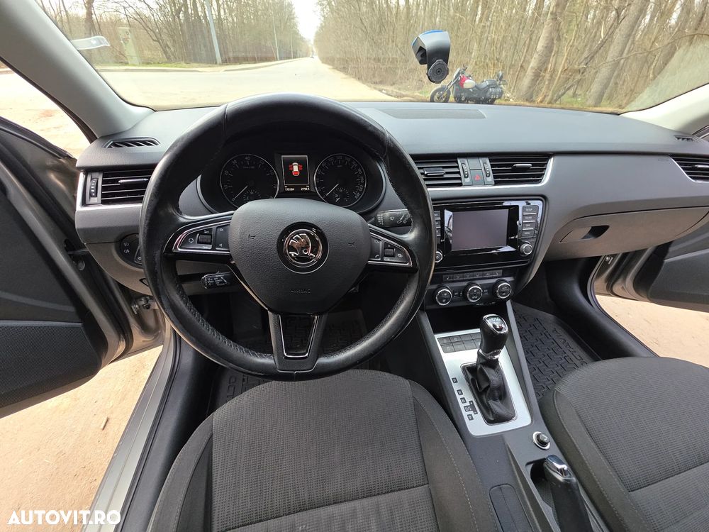 Skoda Octavia 1.8 TSI 4X4 ELEGANCE DSG - 13