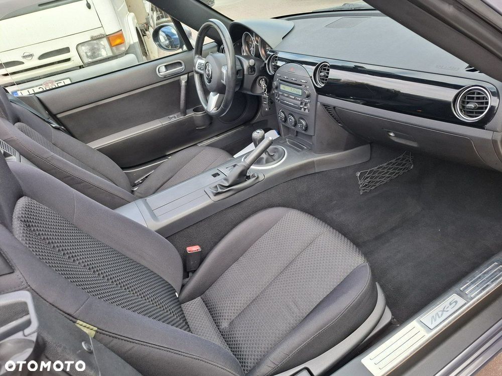 Mazda MX-5 1.8 Emotion - 26
