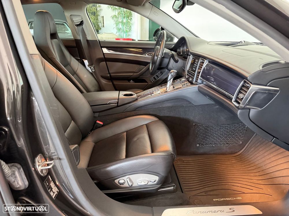 Porsche Panamera S E-Hybrid - 28