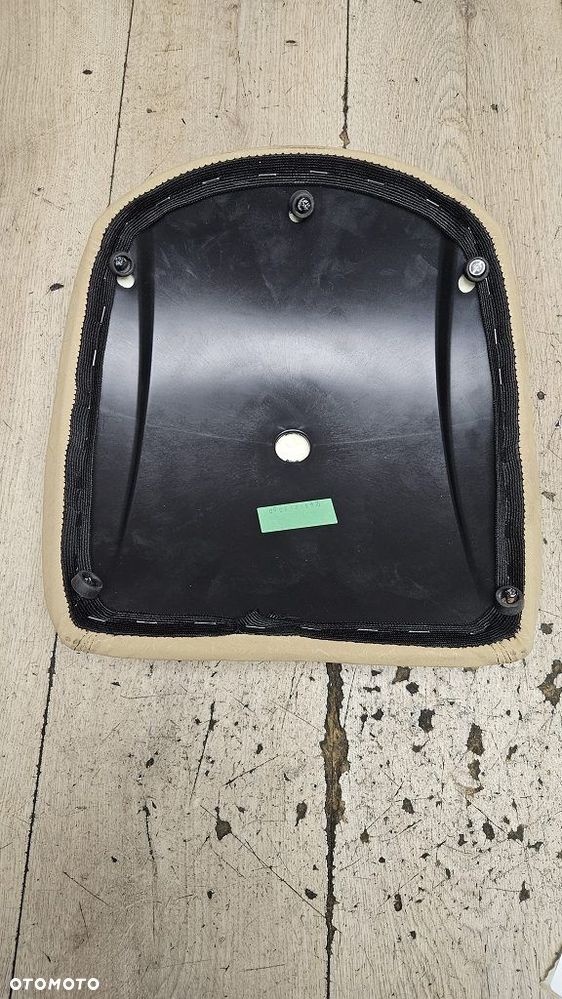 Oparcie pasażera na kufer Vespa GTS / Primavera - 6