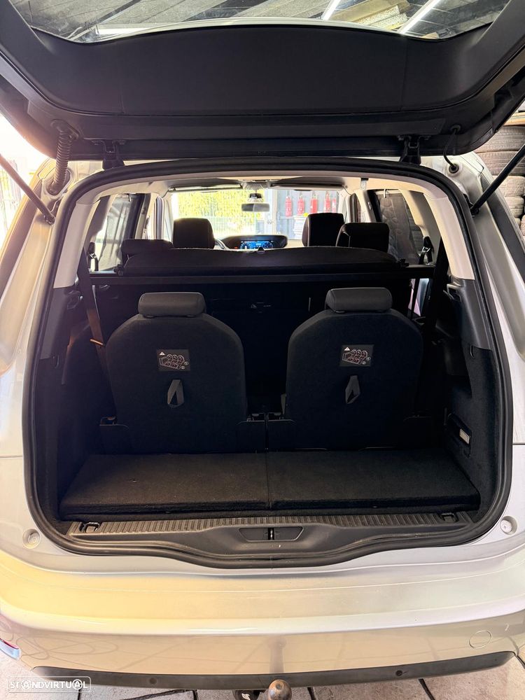 Citroën C4 Grand Picasso - 16