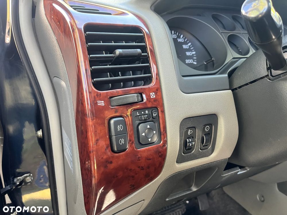 Mitsubishi Pajero 3.2 DID 7os - 11