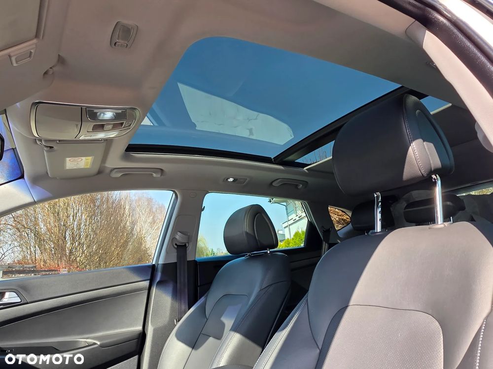 Hyundai Tucson 2.0 CRDI 4WD Automatik Premium - 8
