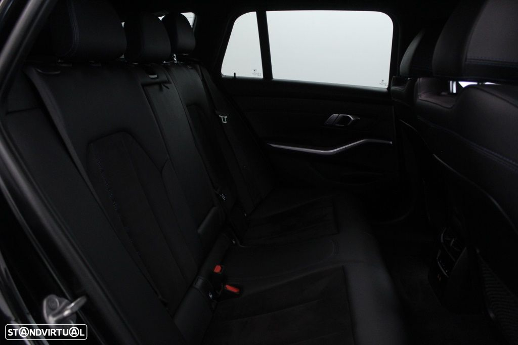 BMW 320 d Touring Pack M Auto - 15