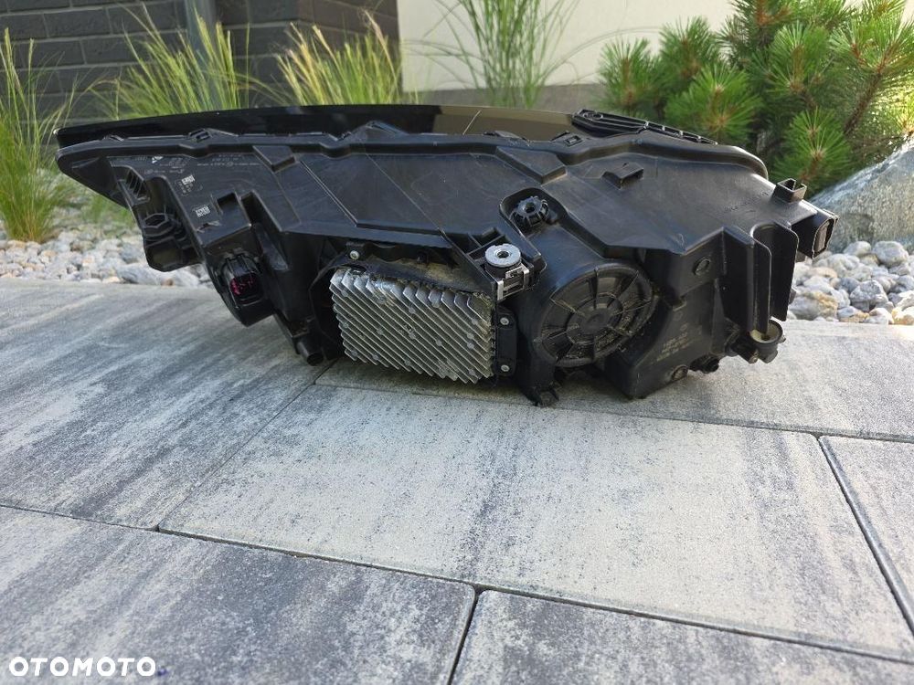 AUDI Q7 SQ7 4M0 LIFT Lampa prawa przód Kompletna Full Led Matrix 4M0941040D - 9