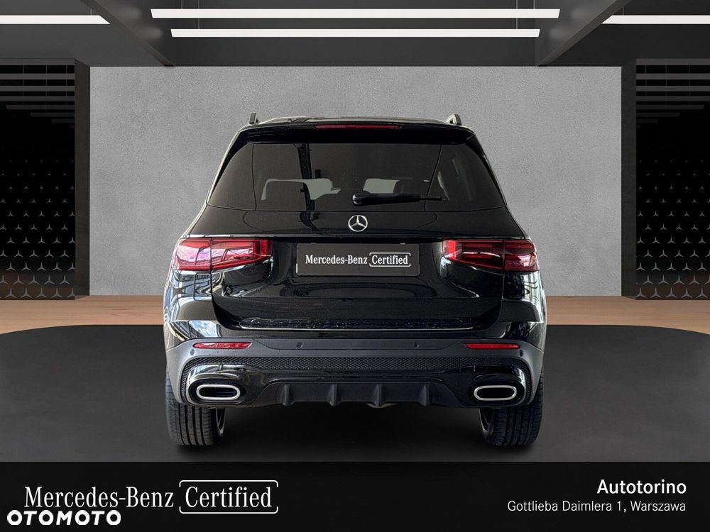 Mercedes-Benz GLB - 4