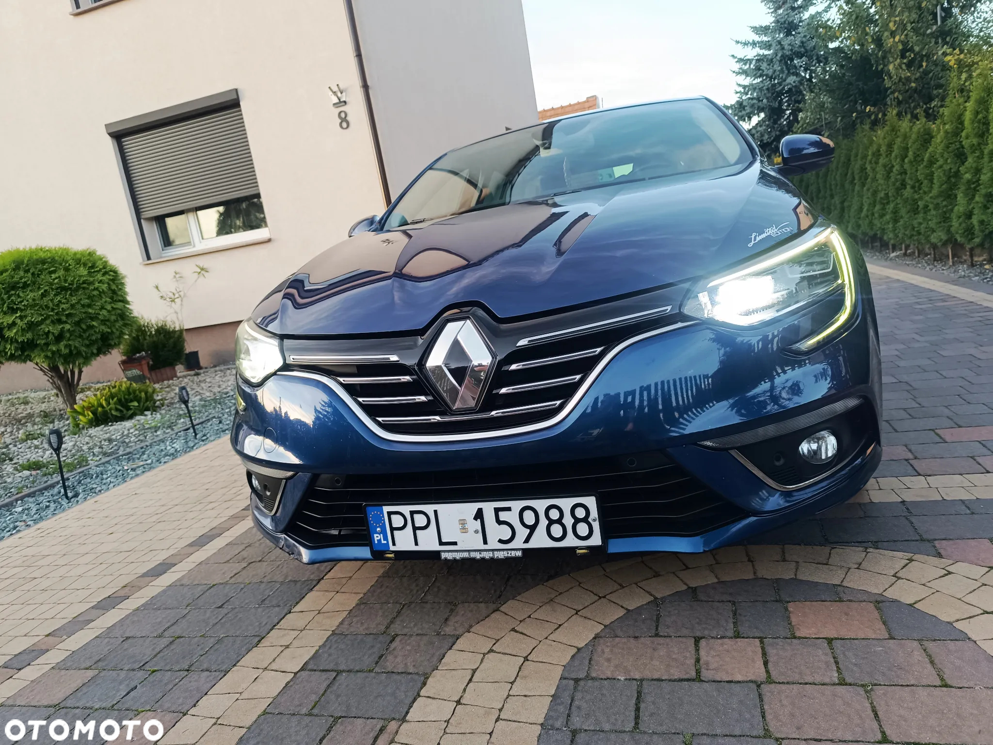 Renault Megane 1.5 Blue dCi Intens - 15