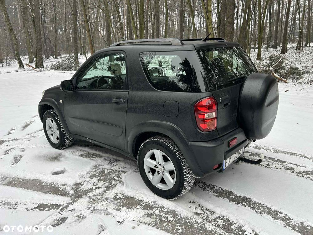 Toyota RAV4 D-4D 4x4 - 3