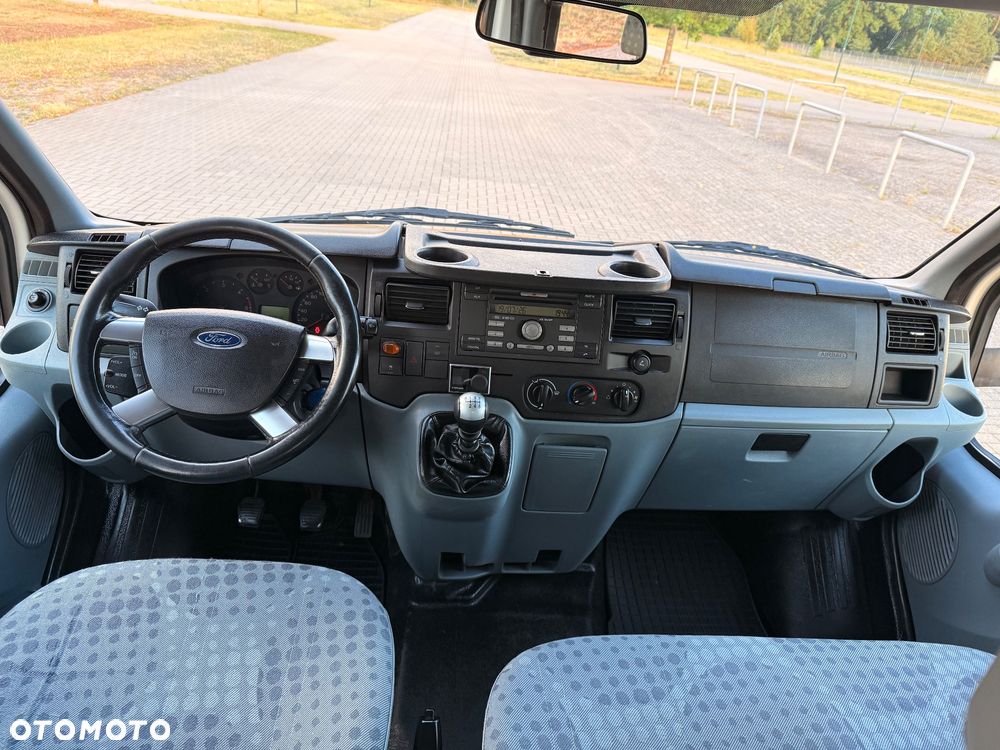 Ford Transit - 16