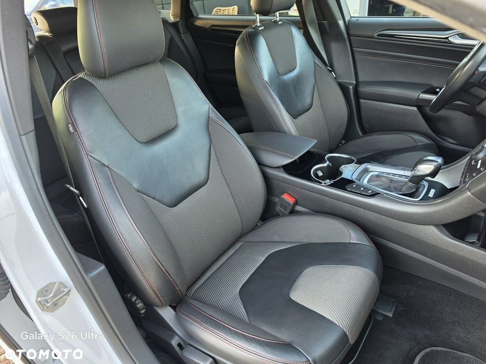 Ford Mondeo 2.0 EcoBlue ST-Line - 29